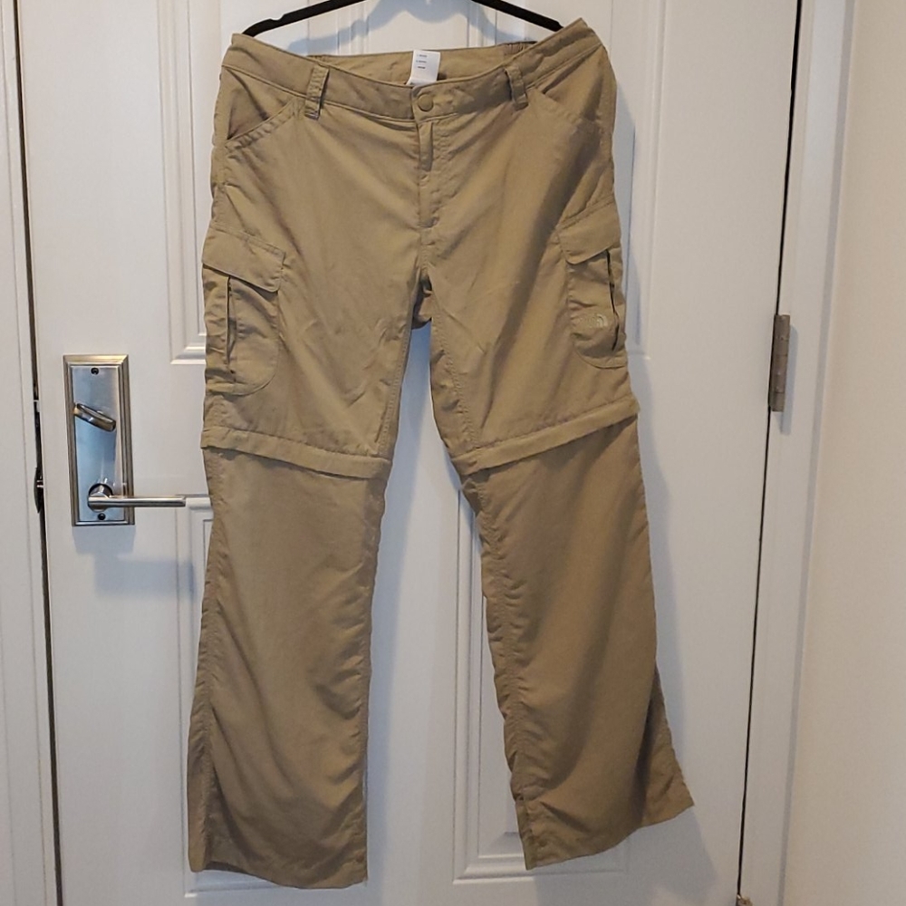 Womens Northface convertible pants - Picture 1 of 4